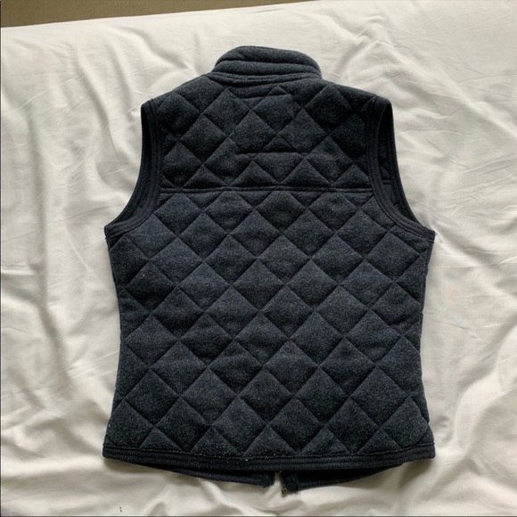 Abercrombie vest - Picture 2 of 2